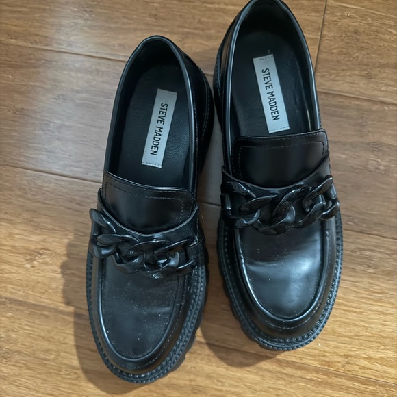 Steve Madden Black Loafers - Picture 3 of 4